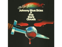 O álbum Johnny Blue Skies de Sturgill Simpson estreia em terceiro lugar na Billboard 200, apesar de ter sido lançado apenas em vinil, CD e cassete johnny blue skies mutiny after midnight billboard 200 album chart sales vinyl