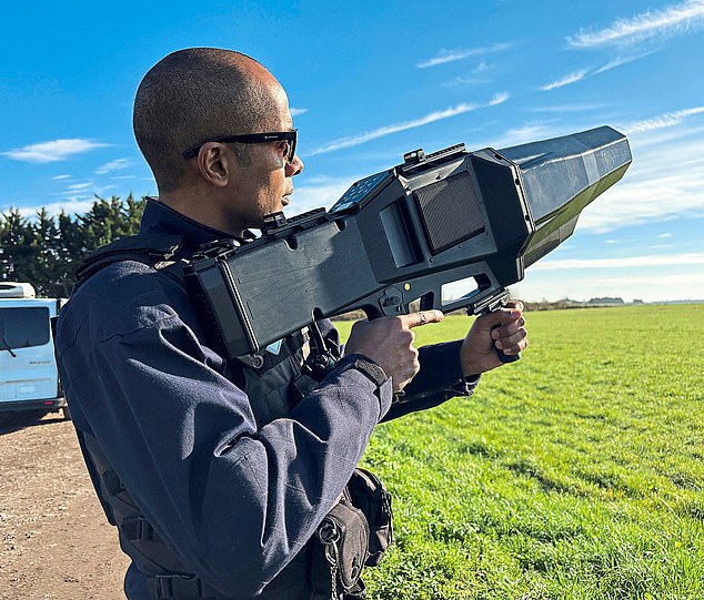 O anel de aço do Oscar: destruidores de drones. 1.000 Atiradores de elite e equipes da SWAT se juntarão a mais de 1.000 policiais uniformizados para formar um ‘anel de aço’ ao redor do Dolby Theatre