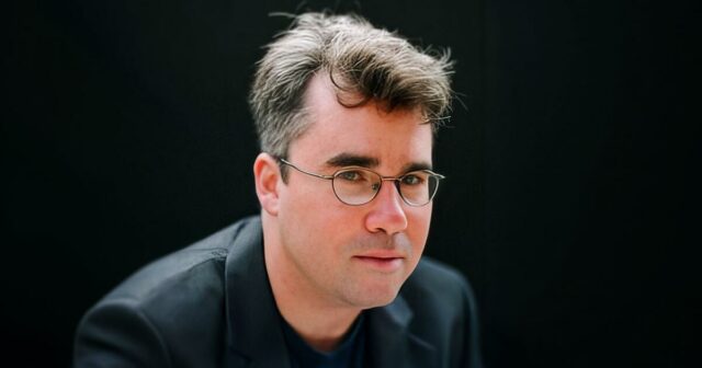 O autor libertário Brian Doherty, defensor da liberdade e da estranheza, cai para a morte
