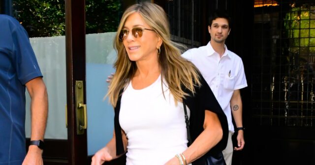 Jennifer Aniston na estreia de Six Days & Seven Nights