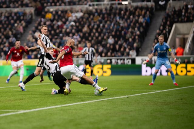 O desempenho 'realmente tranquilo' de Bryan Mbeumo contra o Newcastle fez todos os fãs do Man Utd pensarem a mesma coisa após a derrota
