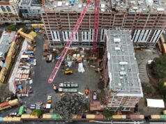 O dinheiro da Medida W do condado de Alameda finalmente ajudará na construção de moradias após anos de atrasos O dinheiro da Medida W do condado de Alameda finalmente ajudará na construção de moradias após anos de atrasos