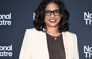 O diretor de teatro nacional, Indhu Rubasingham, observa o talento de Bollywood, a expansão da Índia – e completa o círculo de Ayesha Dharker em ‘The Jungle Book’ O diretor de teatro nacional, Indhu Rubasingham, observa o talento de Bollywood, a expansão da Índia - e completa o círculo de Ayesha Dharker em 'The Jungle Book'