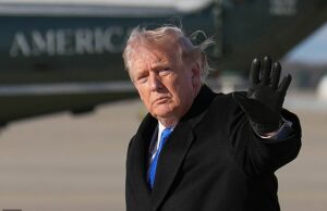 O enviado de Trump ‘viaja para o Paquistão na esperança de negociações com o Irã’ enquanto a temida barragem de mísseis no Golfo não se concretiza: aumenta a esperança de um fim diplomático à guerra – mas Teerã diz que a sugestão de um acordo é ‘notícia falsa’ Ontem, Donald Trump recuou dramaticamente da ameaça de “destruir” as centrais eléctricas do Irão.