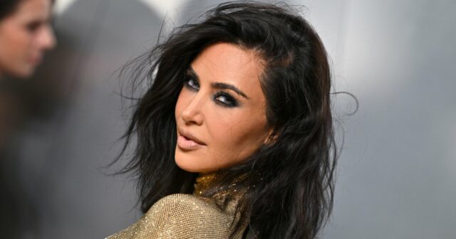 LOS ANGELES, CALIFÓRNIA - 02 DE DEZEMBRO: Kris Jenner no 20º aniversário da L'Or√©al Paris Women of Worth no Academy Museum of Motion Pictures em 02 de dezembro de 2025 em Los Angeles, Califórnia. (Foto de Maya Dehlin Spach/FilmMagic)