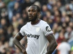 O ex-atacante do West Ham United Antonio se junta ao Al-Sailiya do Catar e retorna ao futebol de clubes pela primeira vez desde o acidente de carro O ex-atacante do West Ham United Antonio se junta ao Al-Sailiya do Catar e retorna ao futebol de clubes pela primeira vez desde o acidente de carro