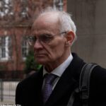 O ex-ministro conservador Crispin Blunt é culpado de quatro acusações de posse de drogas, incluindo cannabis e metanfetamina