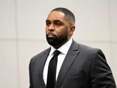 O ex-técnico do Michigan, Sherrone Moore, chega a um acordo judicial e não contesta duas acusações de arquivamento do crime Download app from appStore