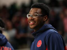 O filho de LeBron, Bryce James, jogará na Final Four pelo Arizona Wildcats? O filho de LeBron, Bryce James, jogará na Final Four pelo Arizona Wildcats?