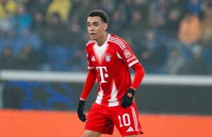 O garoto-prodígio do Man Utd, Noah Ajayi, está trilhando o mesmo caminho que Jamal Musiala O garoto-prodígio do Man Utd, Noah Ajayi, está trilhando o mesmo caminho que Jamal Musiala