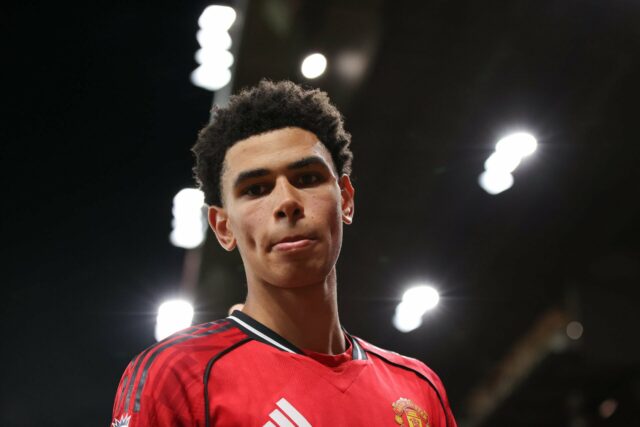 O garoto-prodígio do Man Utd agora foi convocado para a Alemanha Sub-19 após atuações recentes, alcançando novos patamares
