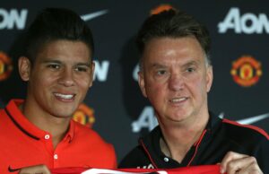 O grande fato de Louis van Gaal e Marcos Rojo que refuta a afirmação de Paul Scholes de ‘assinatura da FIFA’ O grande fato de Louis van Gaal e Marcos Rojo que refuta a afirmação de Paul Scholes de 'assinatura da FIFA'