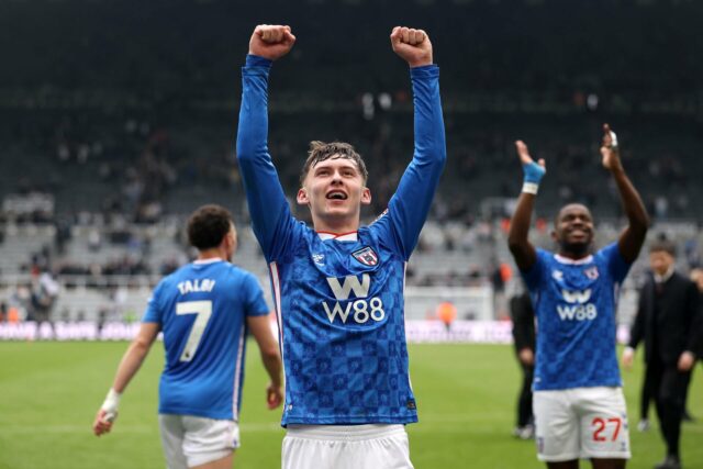 O meio-campista de 18 anos da Premier League acabou de provar que deveria ser o alvo de transferência do Man Utd como escolha adormecida, ele está marcando a caixa de Ineos - Opinião
