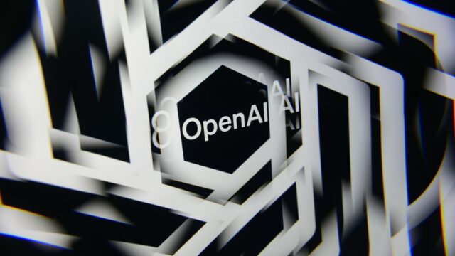 O modo adulto centrado no sexo do ChatGPT levanta bandeiras vermelhas na OpenAI
