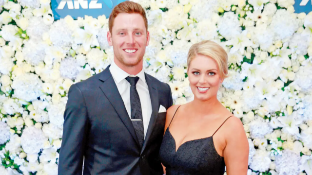 O novo pai, Matt Henry, faz a Nova Zelândia invadir a final da Copa do Mundo T20
