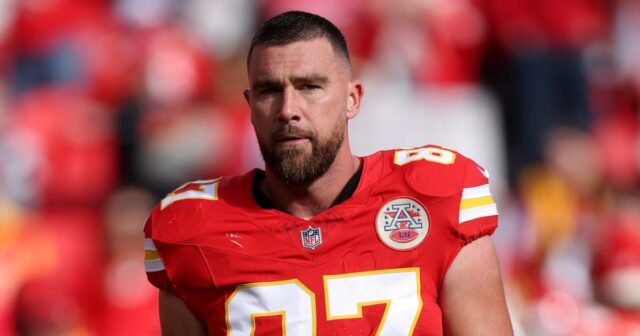 Quebrando a carreira de Travis Kelce sai do campo de futebol