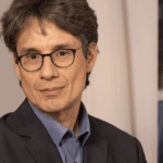 O presidente da Arte, Bruno Patino, emite alerta para toda a indústria: a IA agora nos empurrou para uma 'economia de relacionamento', o único caminho a seguir é a 'coalizão'