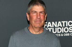 O presidente da Paramount, Jeff Shell, foi processado por US$ 150 milhões por suposto contrato de relações públicas O presidente da Paramount, Jeff Shell, foi processado por US$ 150 milhões por suposto contrato de relações públicas