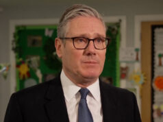 O primeiro-ministro do Reino Unido, Starmer, diz que não há ameaça do Irã à Grã-Bretanha e pede desescalada O primeiro-ministro do Reino Unido, Starmer, diz que não há ameaça do Irã à Grã-Bretanha e pede desescalada