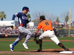 O principal candidato do SF Giants, Eldridge, recebe incentivo dos ídolos na derrota para o time dos EUA O principal candidato do SF Giants, Eldridge, recebe incentivo dos ídolos na derrota para o time dos EUA