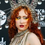 O que aconteceu com Chappell Roan no Brasil? Cantora responde a alegações de que sua segurança fez uma criança chorar