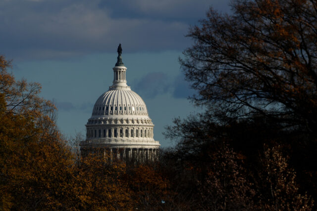 Sonhar. Susan Collins, R-Maine, fala aos repórteres no Senado, no Capitólio em Washington, terça-feira, 4 de março de 2025. (AP Photo/J. Scott Applewhite)