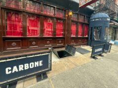 O restaurante sofisticado Carbone, em Nova York, foi atingido por mais violações de saúde – enquanto ocultava sua classificação ‘B’ O restaurante sofisticado Carbone, em Nova York, foi atingido por mais violações de saúde - enquanto ocultava sua classificação 'B'