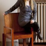 Natascha Kampusch foi sequestrada aos 10 anos em 1998 por Wolfgang Přiklopil enquanto caminhava para a escola na Áustria e mantida prisioneira em uma cela secreta no porão.