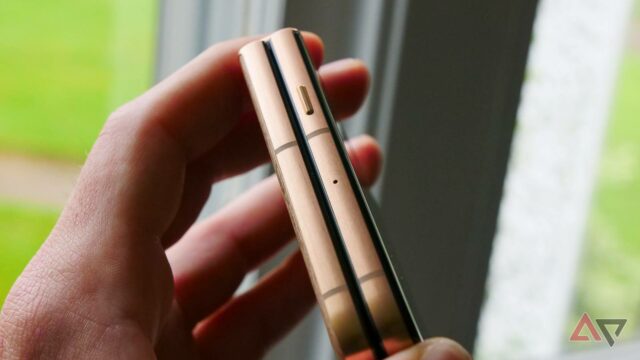 O sucessor do Razr Ultra da Motorola pode apresentar uma O sucessor do Razr Ultra da Motorola pode apresentar uma pequena mudança e esperamos que valha a pena