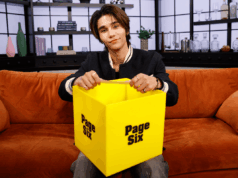 O superastro tailandês Jeff Satur compartilha novos detalhes sobre a próxima série ‘Happy Ending’ em Confession Cube O superastro tailandês Jeff Satur compartilha novos detalhes sobre a próxima série ‘Happy Ending’ em Confession Cube