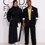 A mulher acusada de atirar na casa de Rihanna enquanto ela e sua família estavam lá dentro foi atingida por diversas acusações, inclusive por tentativa de homicídio, na terça-feira; Rihanna e seu parceiro ASAP Rocky são fotografados em novembro em Nova York