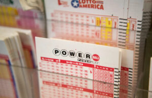 O vencedor do jackpot da Powerball ganha US$ 251 milhões. Veja onde o ingresso foi vendido. Yahoo news home