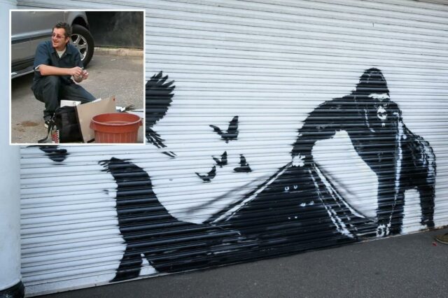 O ‘desmascaramento’ de Banksy irritou alguns fãs de arte – mas não irritou os negociantes
