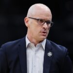 Oficial da NCAA fala sobre momento viral no final do jogo com Dan Hurley