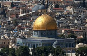 Oito países árabes e islâmicos condenam o encerramento israelita da mesquita de Al-Aqsa Oito países árabes e islâmicos condenam o encerramento israelita da mesquita de Al-Aqsa