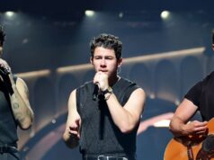 Os Jonas Brothers fizeram essas duas perguntas quando a banda se separou. Como Nick Jonas respondeu a eles Jonas Brothers: JONAS20 Saudações da turnê de sua cidade natal - Los Angeles