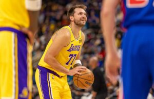 Os Pistons quebraram a sequência de nove vitórias consecutivas do Lakers, mas as vibrações continuam ótimas Os Pistons quebraram a sequência de nove vitórias consecutivas do Lakers, mas as vibrações continuam ótimas