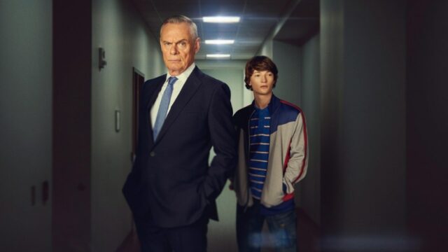 Os comissários por trás do drama de Huw Edwards dizem que não têm interesse em apresentar sua versão alternativa, detalham o significado de sua queda: 'Ele era incrivelmente confiável pelo público'
