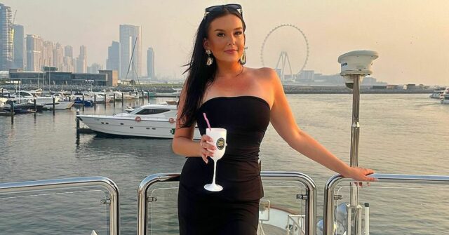 Os expatriados australianos foram instruídos a voltar para casa agora. Mas Jess vai ficar em Dubai
