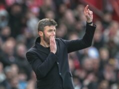 Os fãs do Man Utd fizeram uma exigência muito específica a Michael Carrick antes do confronto com o Aston Villa, a resposta foi enfática Os fãs do Man Utd fizeram uma exigência muito específica a Michael Carrick antes do confronto com o Aston Villa, a resposta foi enfática