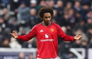 Os fãs do Man Utd têm muito a dizer sobre o papel de Joshua Zirkzee após a derrota por 2 a 1 para o Newcastle Os fãs do Man Utd têm muito a dizer sobre o papel de Joshua Zirkzee após a derrota por 2 a 1 para o Newcastle