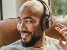 Os fones de ouvido Beats Studio Pro estão à venda pela metade do preço fones de ouvido brancos bate