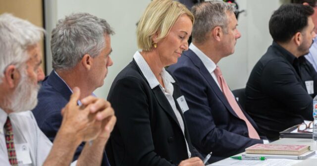 Os líderes agrícolas da WA apresentam preocupações, à medida que a 'compra de pânico' sufoca o fornecimento de combustível às regiões
