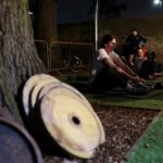 Os médicos querem que mais mulheres levantem pesos. Especialistas dizem que acolher academias e educação ajudaria