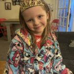 Daisy voltou da creche da Escola Primária Greenways aos cinco anos de idade com 'sangue na calcinha'