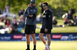 Os treinadores da Nova Zelândia, Oram e Ronchi, devem perder as séries da África do Sul e Bangladesh para cumprir os compromissos do PSL Os treinadores da Nova Zelândia, Oram e Ronchi, devem perder as séries da África do Sul e Bangladesh para cumprir os compromissos do PSL