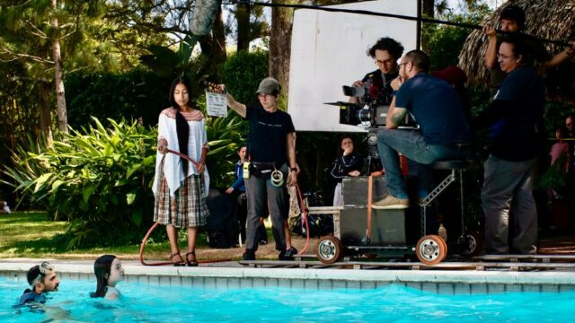 Oscar Isaac, líder de 'Frankenstein', e Jayro Bustamante, diretor de 'La Llorona', pressionam pela lei do cinema na Guatemala
