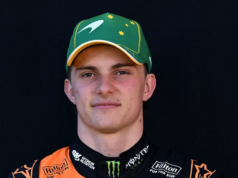 Oscar Piastri lidera segundo treino livre no Grande Prêmio da Austrália Oscar Piastri lidera segundo treino livre no Grande Prêmio da Austrália