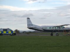 Paraquedista ‘altamente experiente’ com mais de 10.000 saltos morre durante salto com wingsuit no campo de aviação do Reino Unido UM