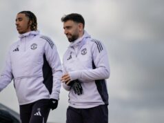 Paul Merson acha que Bruno Fernandes ‘se dar bem’ com dois companheiros do Man Utd é fundamental para o jogo do Aston Villa Paul Merson acha que Bruno Fernandes 'se dar bem' com dois companheiros do Man Utd é fundamental para o jogo do Aston Villa